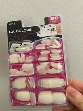 L.A. Colors Press-On Full Cover Square Nails - White Set